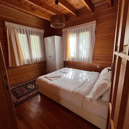 Otel Alicra Çıralı