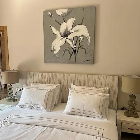 Alicra Hotel 4*